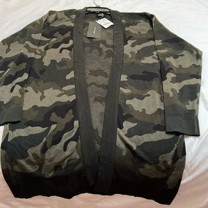 NWT Zara men Camo long sweater